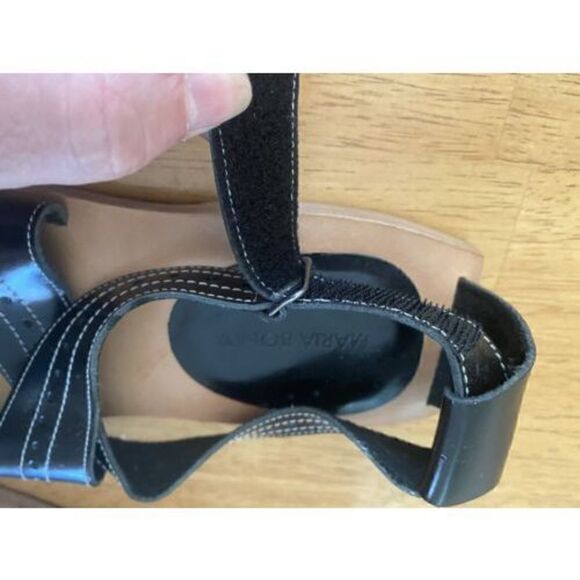 Maria Bontia Black Leather Strappy Square Toe Sandals Shoes SZ 7 - Picture 6 of 9